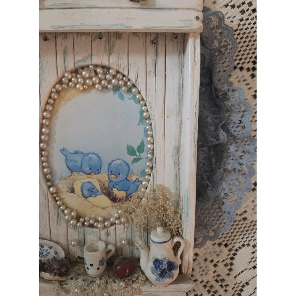 Vintage‎ Wall Art FramedPicture W Baby Blue Birds Lace Faux Pearls Cottage Cute - Picture 4 of 8